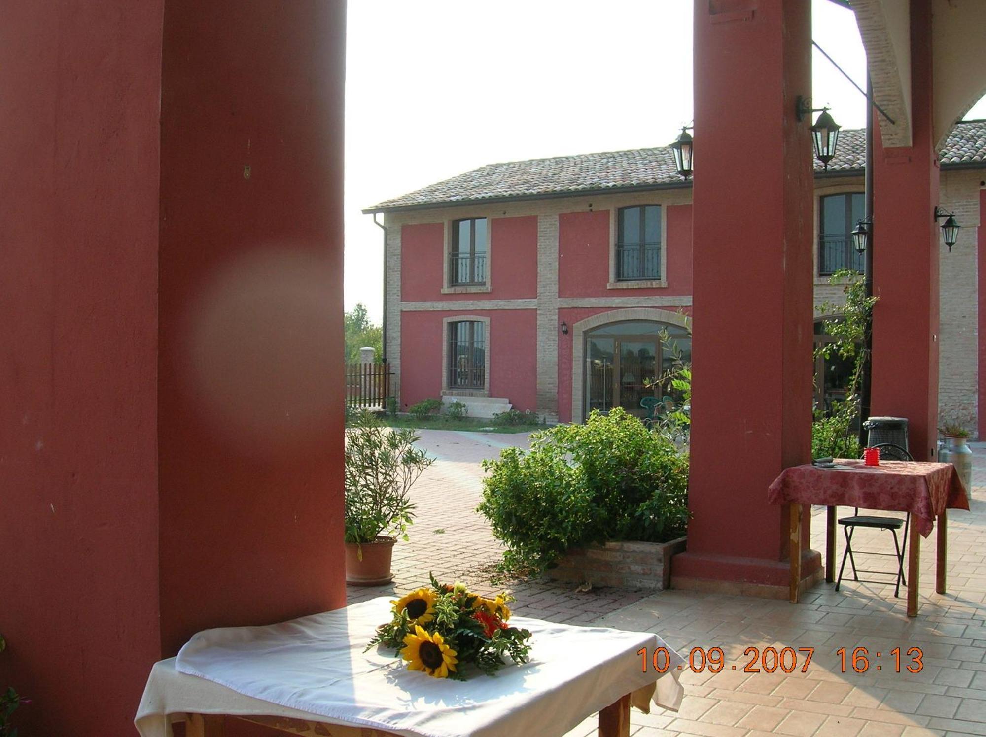 Agriturismo La Fattoria Del Boschetto Фонтанеллато Екстер'єр фото