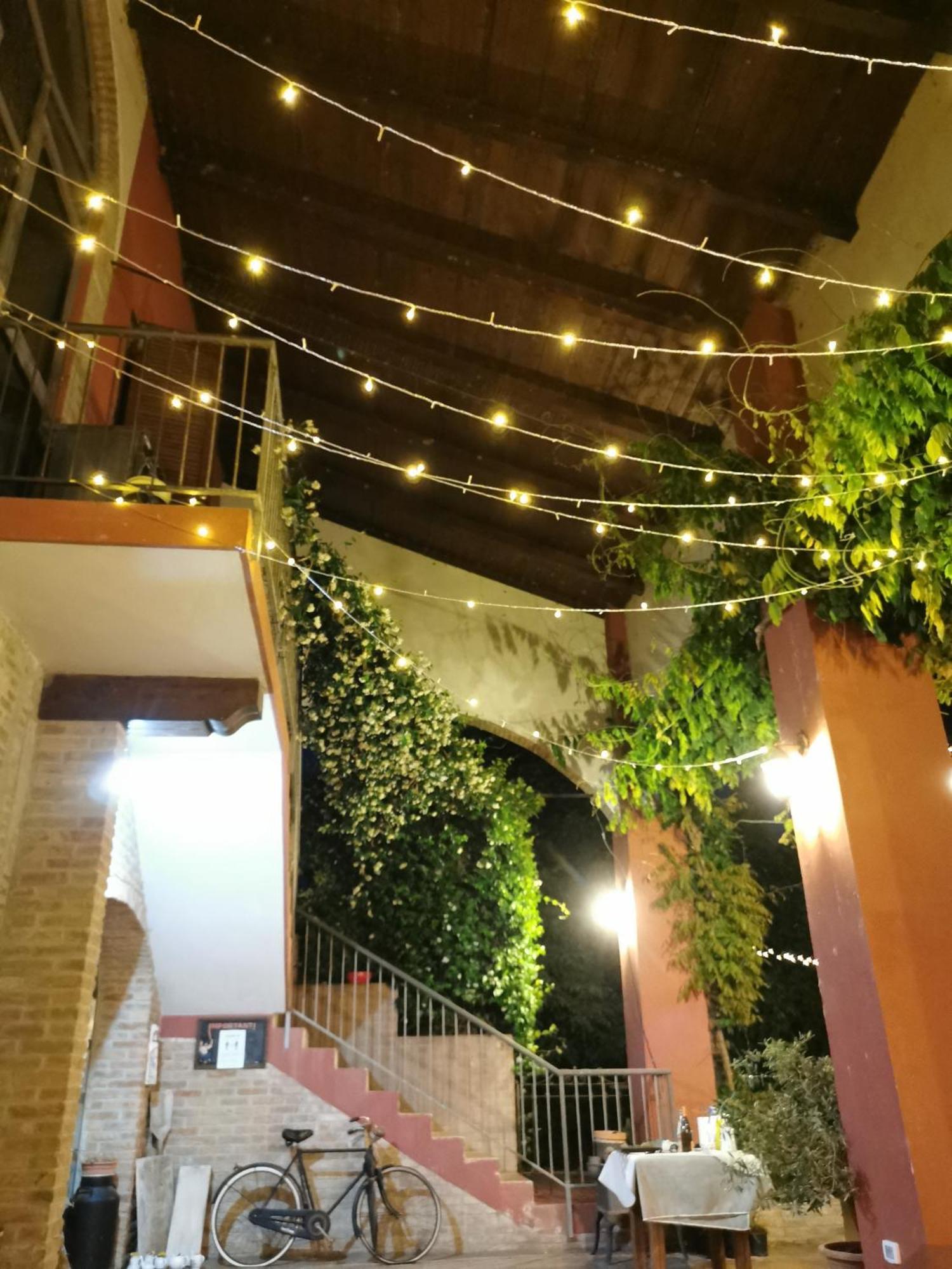 Agriturismo La Fattoria Del Boschetto Фонтанеллато Екстер'єр фото