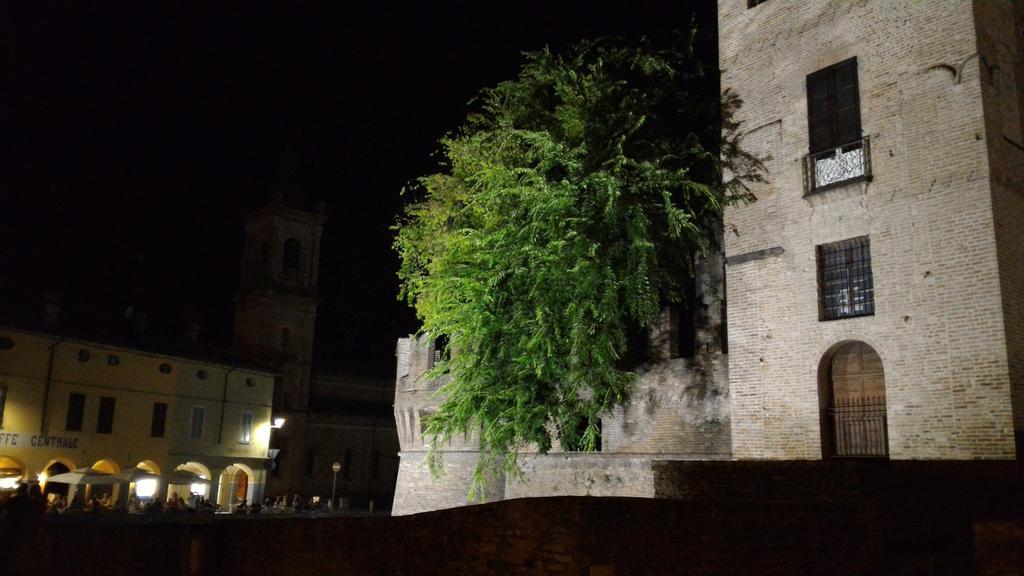 Agriturismo La Fattoria Del Boschetto Фонтанеллато Екстер'єр фото
