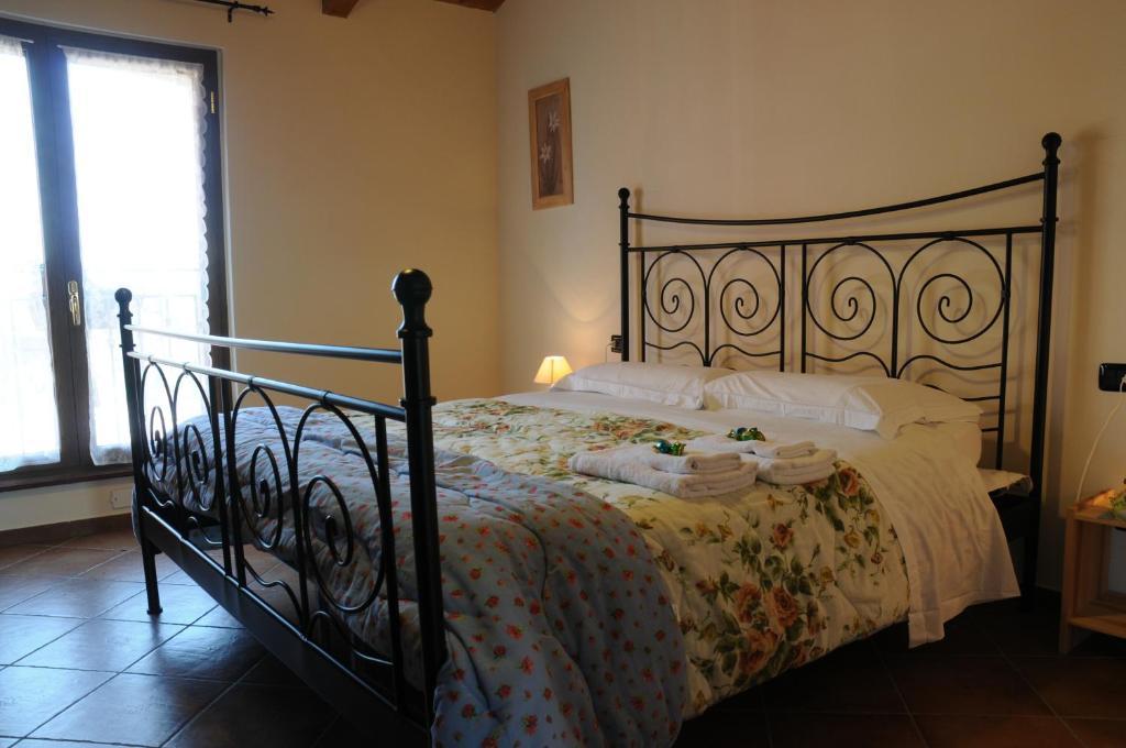 Agriturismo La Fattoria Del Boschetto Фонтанеллато Екстер'єр фото